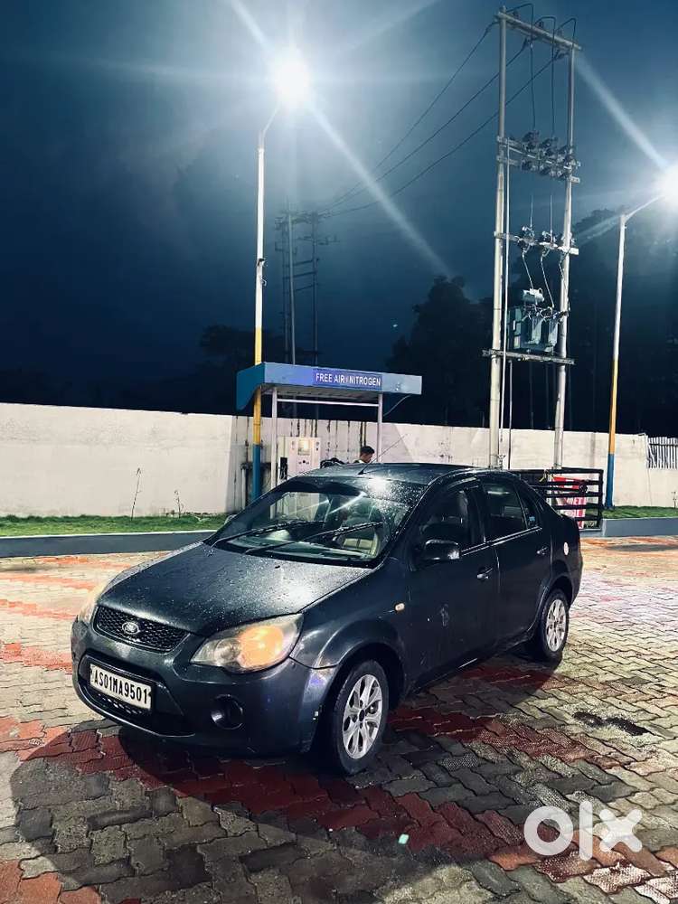 Ford Classic 2012 Petrol 94000 Km Driven