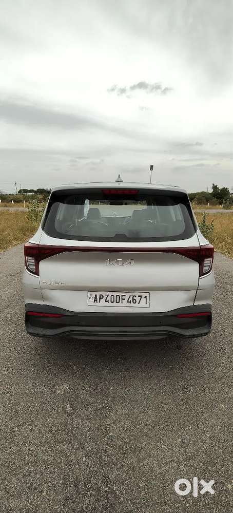 Kia Carens Premium 2024