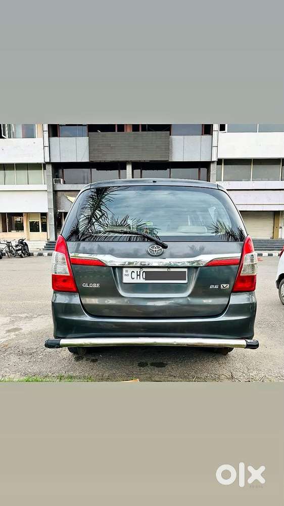 Toyota Innova 2.5 V 2015