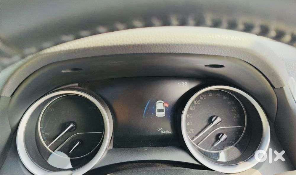 Toyota Camry Hybrid, 2024, Petrol