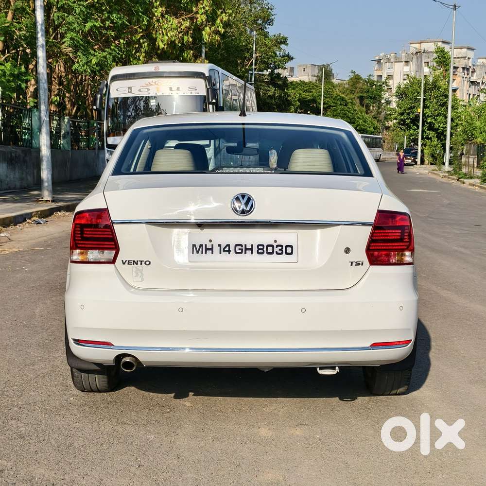 Volkswagen Vento 1.2 Tsi Highline At, 2017, Petrol