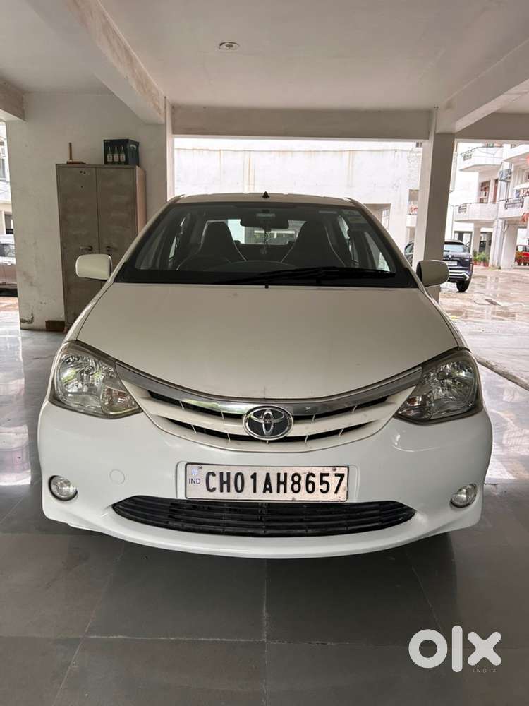 Toyota Etios Petrol Manual 2011