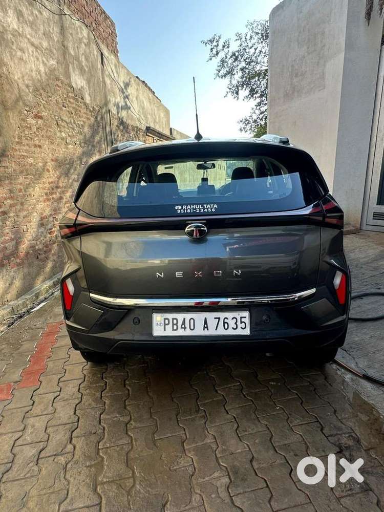 Tata Nexon 2025 Petrol 10800 Km Driven