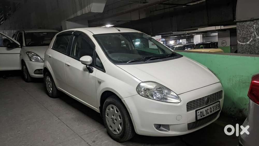 Fiat Punto Emotion Petrol 2013 Manual 60000 Km Driven