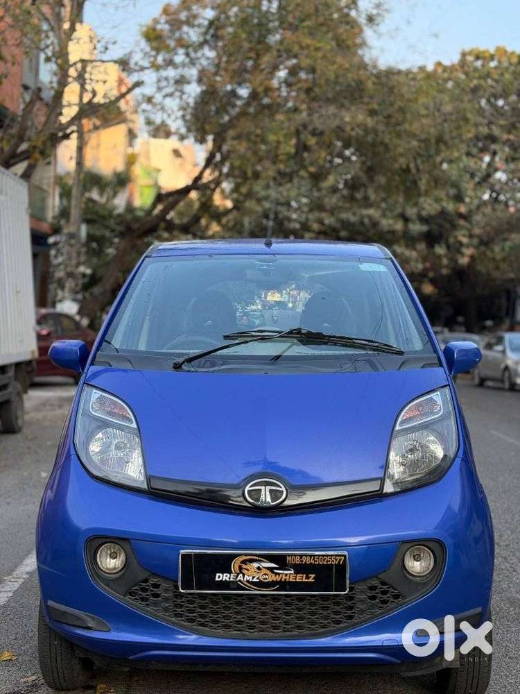 Tata Nano Xta, 2015, Petrol