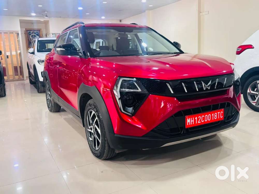 Mahindra Xuv 3xo Ax5 Pm Mt, 2024, Petrol