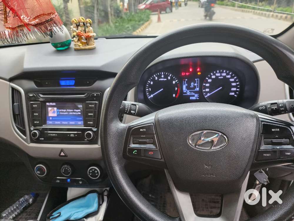 Mahindra Tuv 300 Mhawk100 T8 Amt, 2017, Diesel
