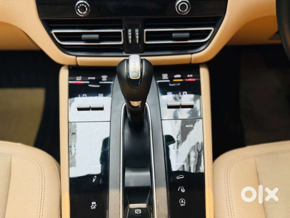 Porsche Macan Base, 2025, Petrol