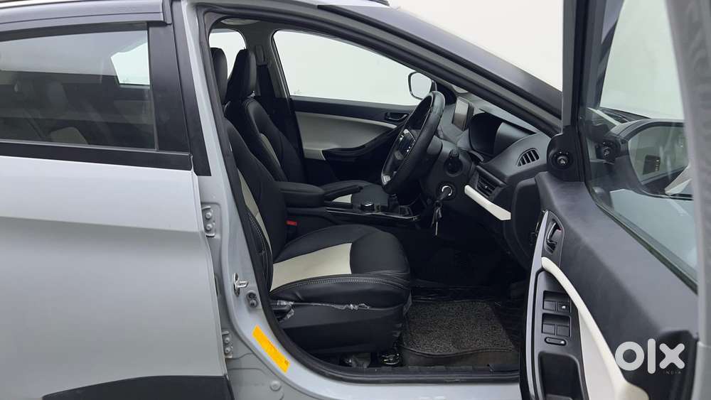 Tata Nexon Pure 1.2 S Revotron Petrol 6 Mt, 2023, Petrol