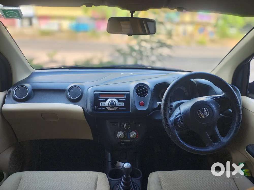 Honda Brio 2014 Petrol Well Maintained