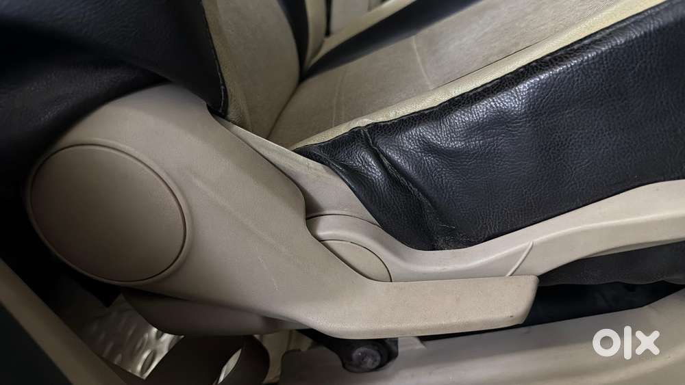 Maruti Suzuki Swift Dzire 1.2 Vxi Bsiv, 2017, Petrol