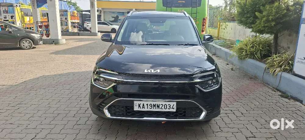 Kia Carens 2023 Diesel Well Maintained Call  9.5.9.1.5 Good 1.2.3.3.3