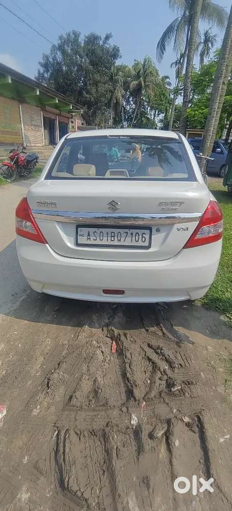 Maruti Suzuki Swift Dzire 2015 Petrol 78500 Km Driven