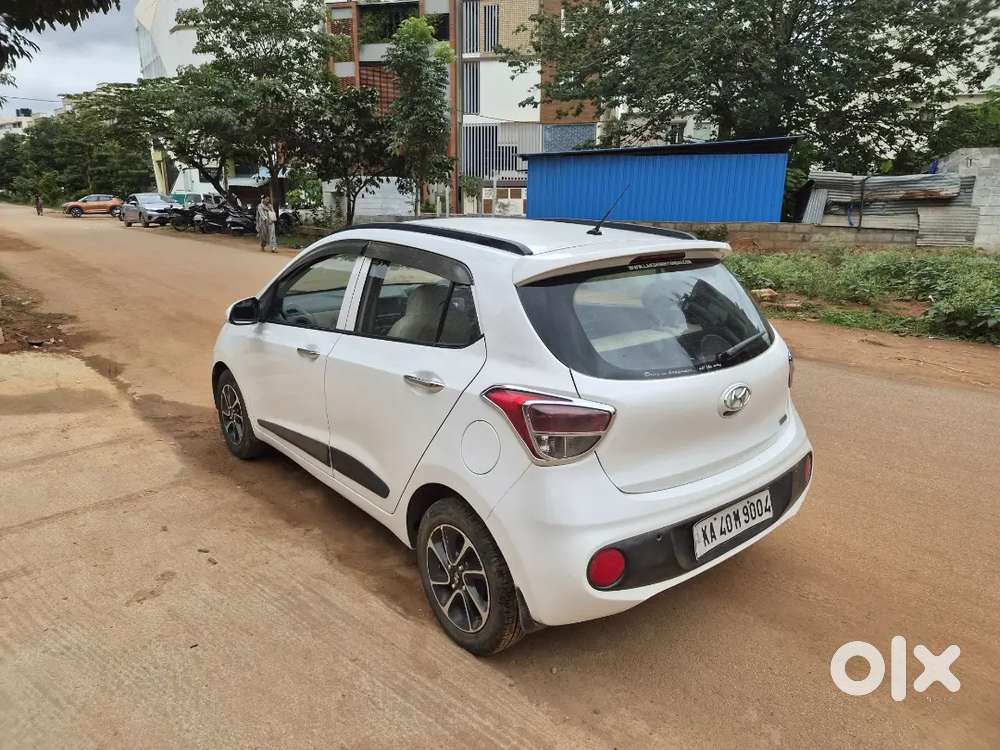  Hyundai Grand I10 Asta Diesel &ndash; 2017 Model For Sale