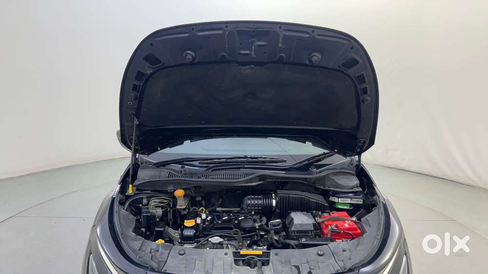 Tata Altroz 1.2 Xz Plus Dark Edition, 2021, Petrol