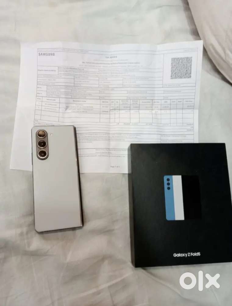 Fold 5 indian 512 gb with all accessories no any single problem