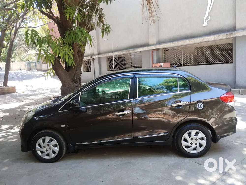 Honda Amaze 2016 Diesel Well Maintained