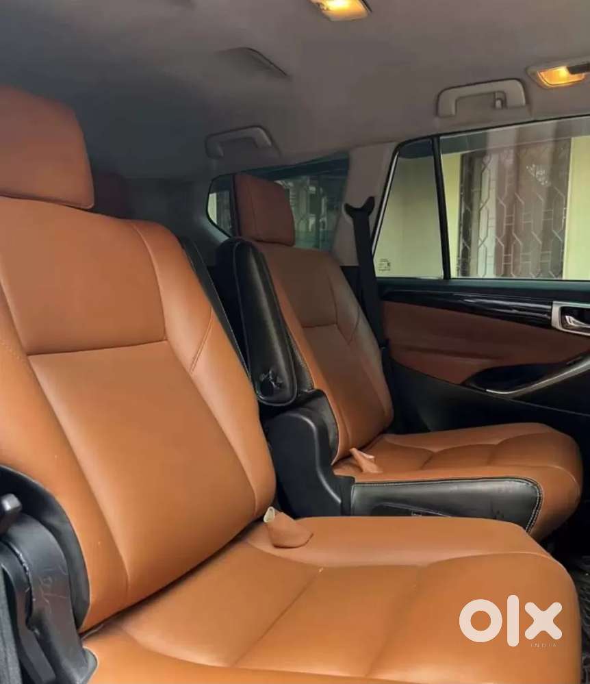 Toyota Innova Crysta 2.8 Zx At 7 Seater, 2019, Diesel