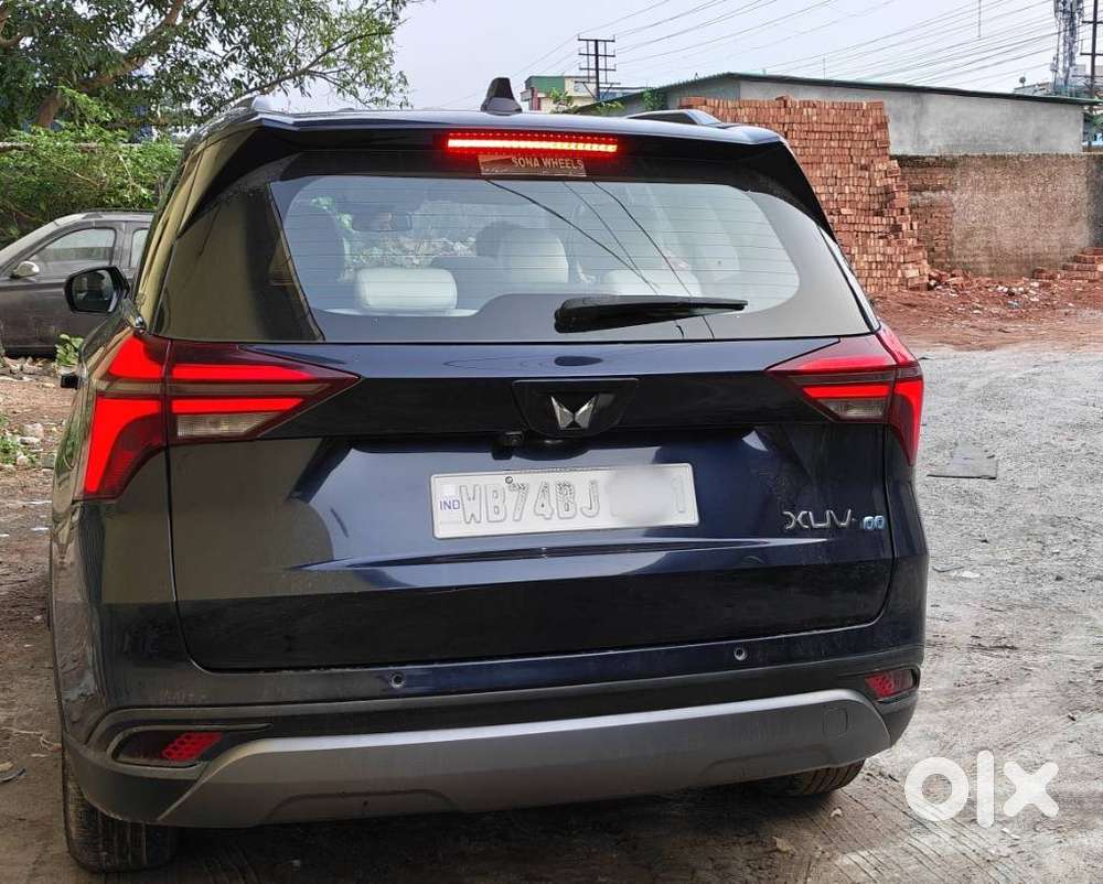Mahindra Xuv700 2.0 Ax 7 Petrol At Luxury Pack Str, 2022