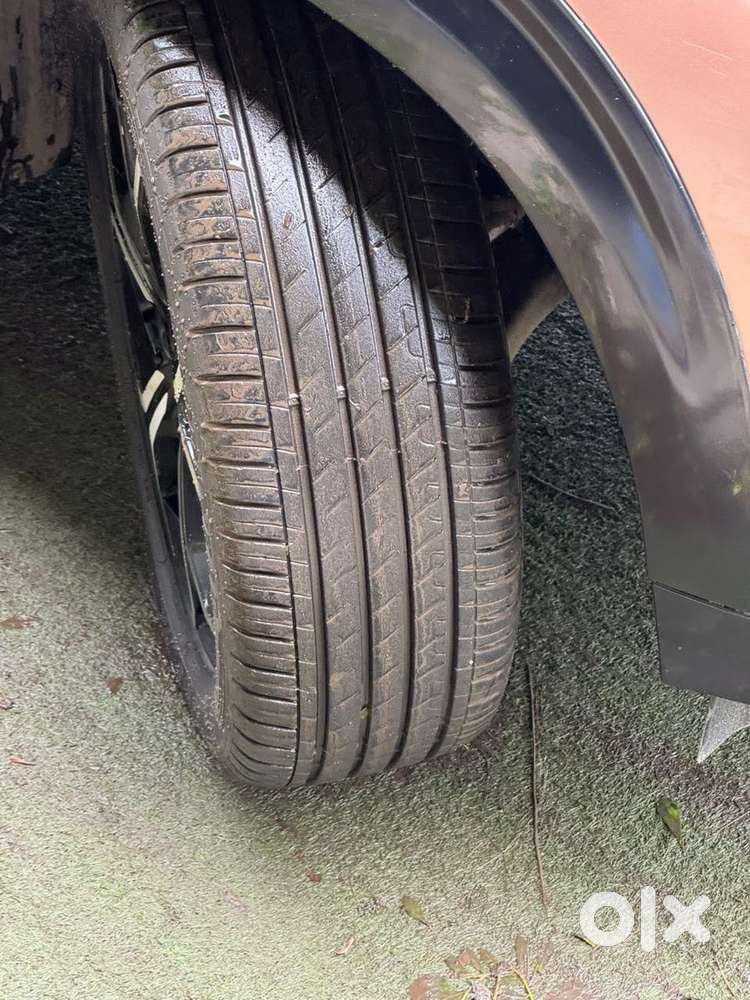 Tata Curvv Accomplished S 1.2 Revotron Petrol 7dca, 2025, Petrol