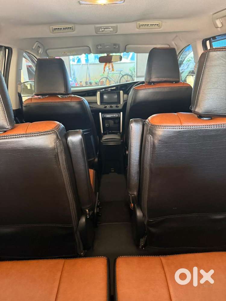 Toyota Innova Crysta 2.4 G Mt 7 Str, 2020, Diesel