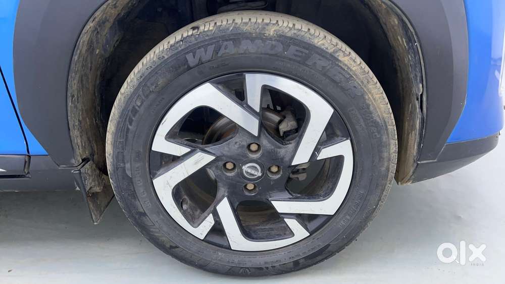 Nissan Magnite 1.0 Xv, 2021, Petrol