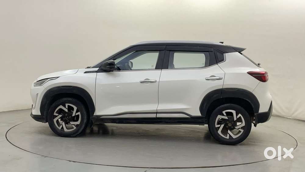 Nissan Magnite 1.0 Xv Premium Turbo Cvt (o), 2021, Petrol