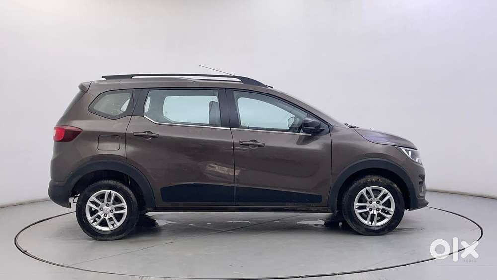 Renault Triber Rxt, 2021, Petrol