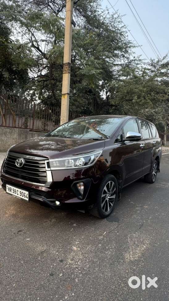 Toyota Innova Crysta [2020-ongoing] 2.7 Zx At 7 Str, 2022, Petrol