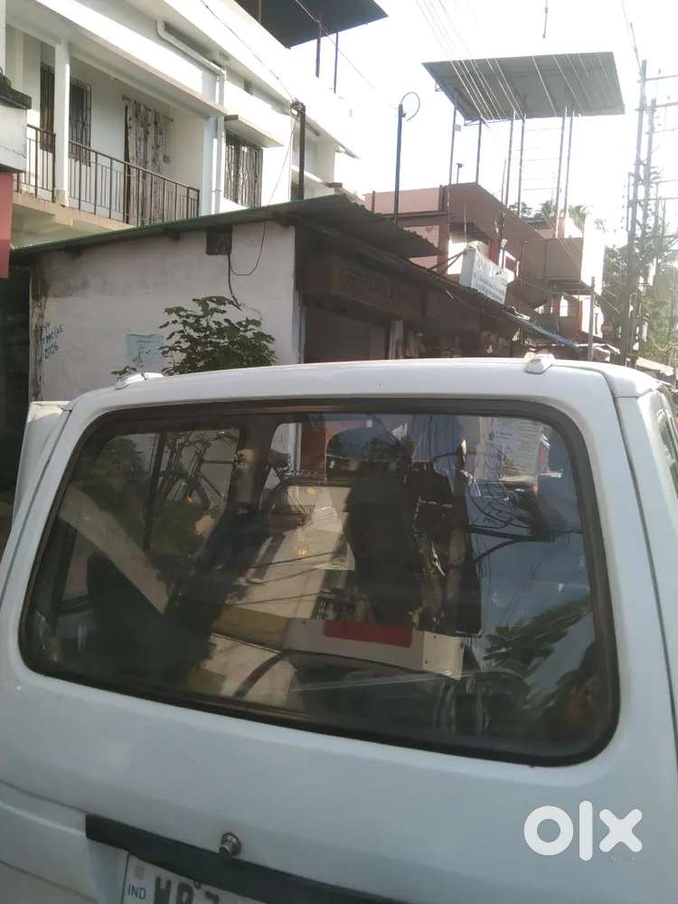 Maruti Suzuki Omni 2005