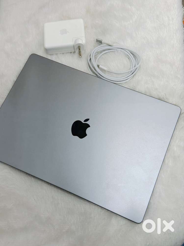 Macbook Pro M1Pro 16 inch Chip With Orginal Charger.