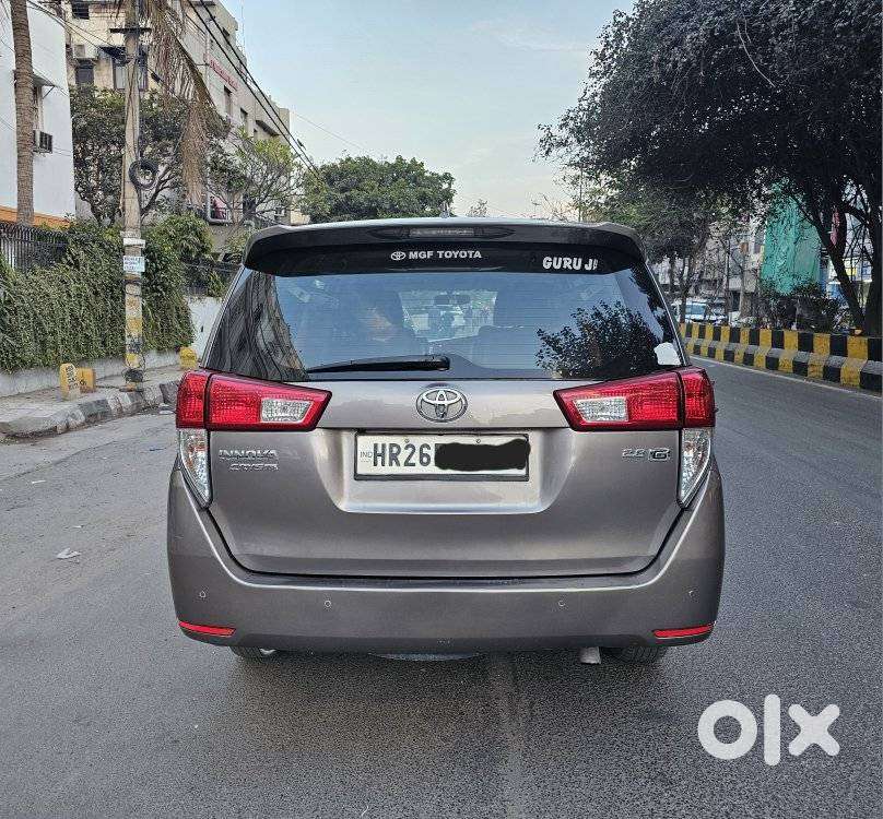 Toyota Innova Crysta