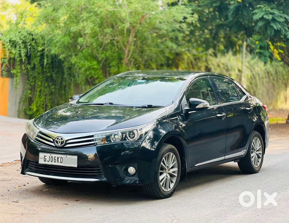 Toyota Corolla Altis 1.8 J, 2016, Petrol