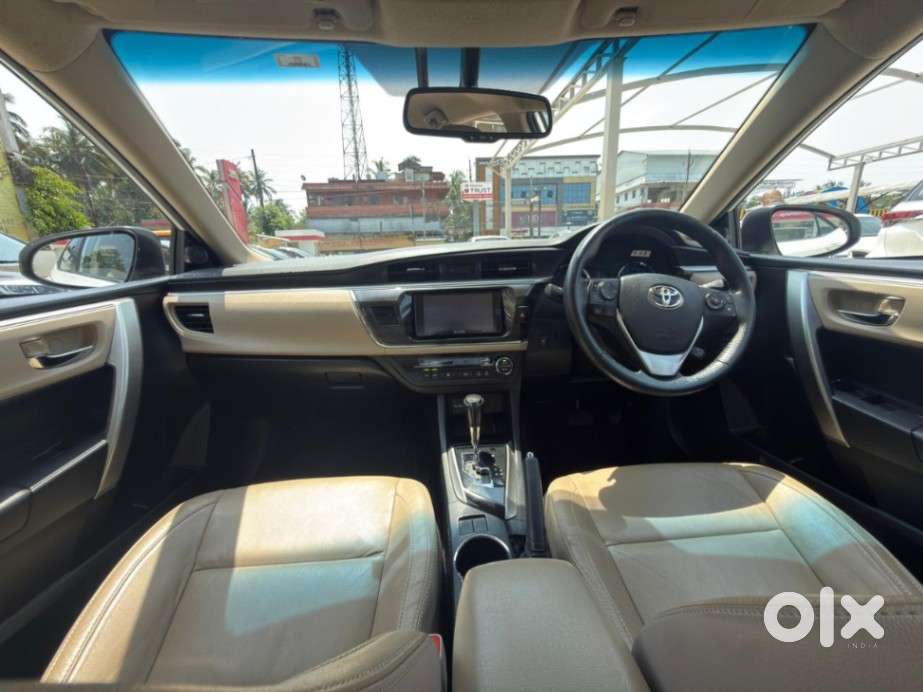 Toyota Corolla Altis 2013-2017 G At, 2016, Petrol
