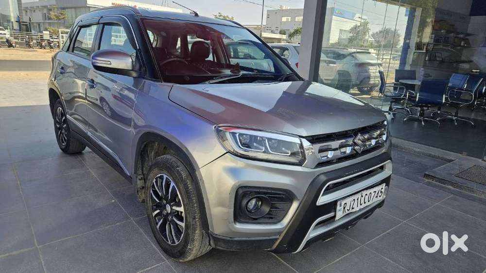 Maruti Suzuki Brezza 1.5 Zxi Plus Smart Hybrid, 2022, Petrol