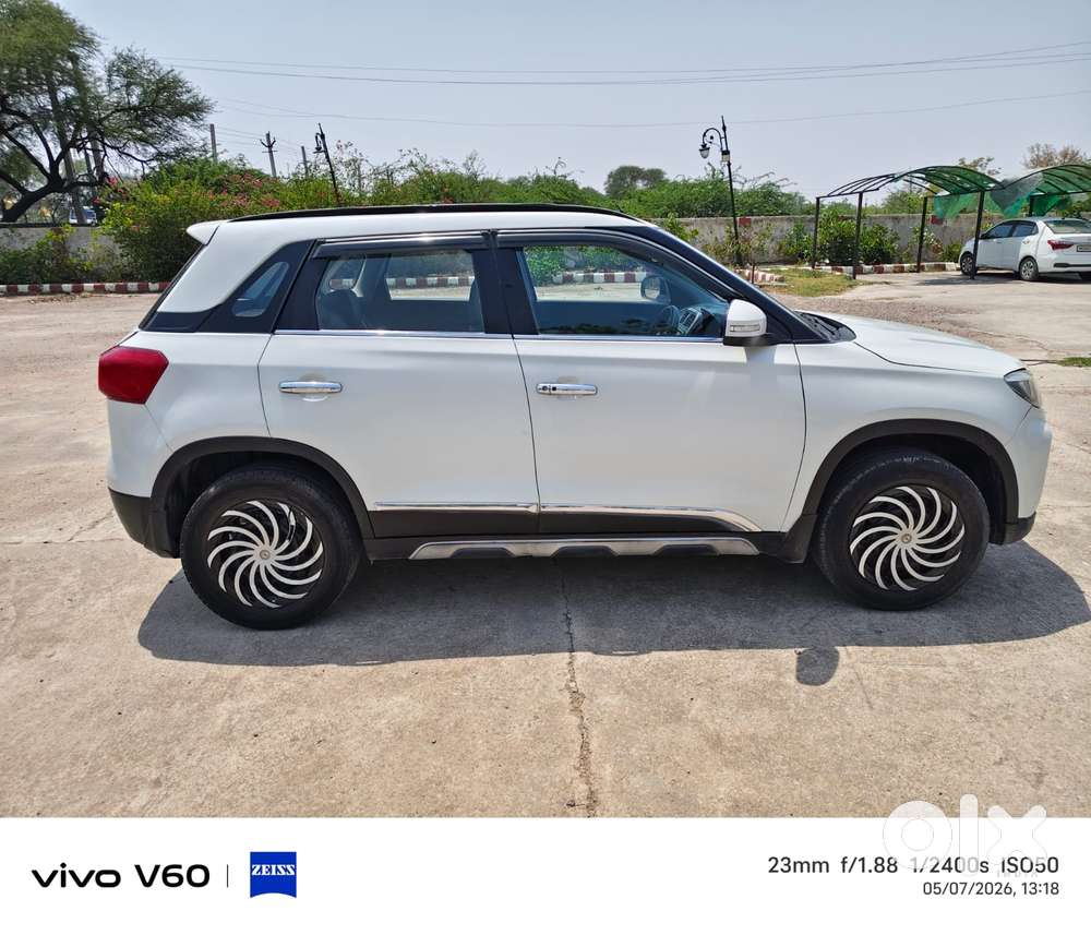 Maruti Suzuki Vitara Brezza 1.5 Vxi, 2022, Cng & Hybrids