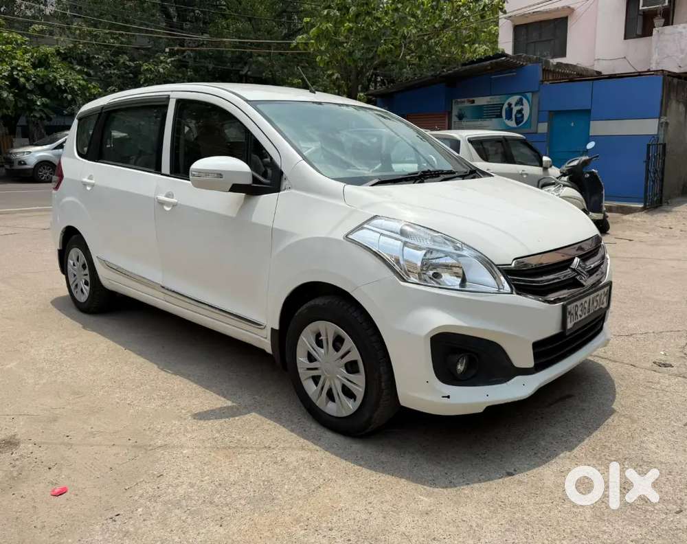 Maruti Suzuki Ertiga 2017 Petrol 90952 Km Driven+green Cng