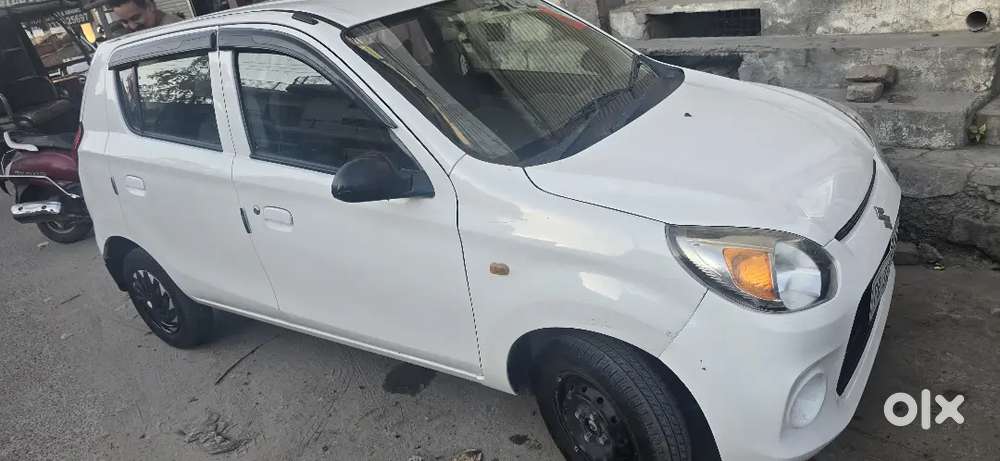 Good Contition Car  4 Tyres New Well Maintain Car