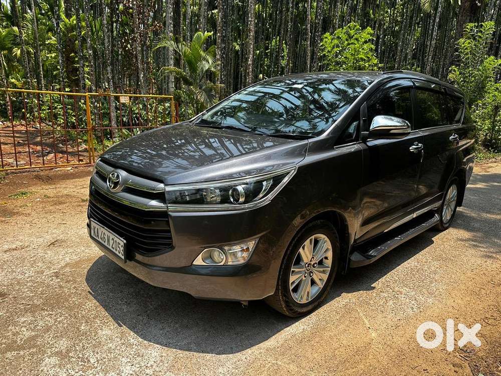 Toyota Innova Crysta 2016 Diesel 163000 Km Driven