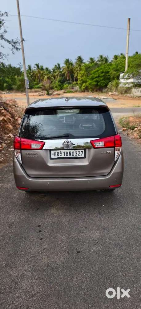 Toyota Innova Crysta 2017