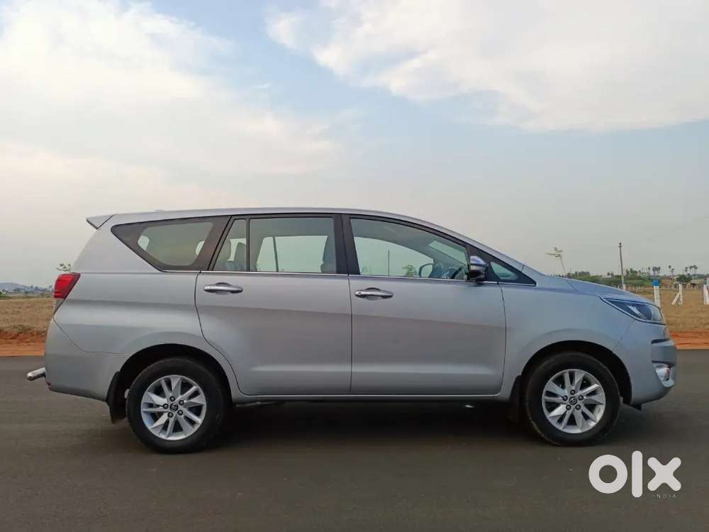 Toyota Innova Crysta 2017