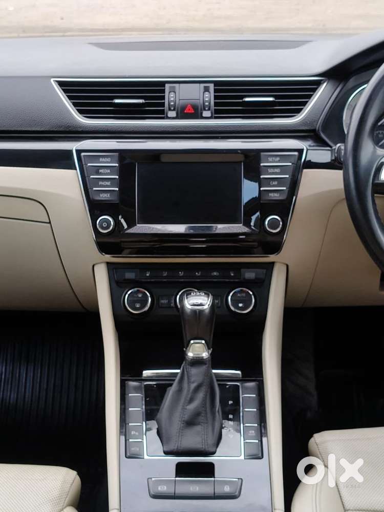 Skoda Superb Lk 1.8 Tsi At, 2016, Petrol