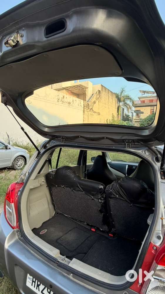 Maruti Suzuki Celerio Vxi Amt Automatic (2015) Maintained Family Car