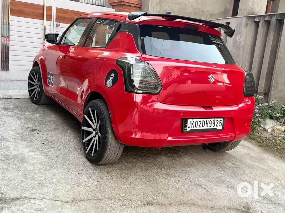 Maruti Suzuki Swift 2024 Petrol 17800 Km Driven