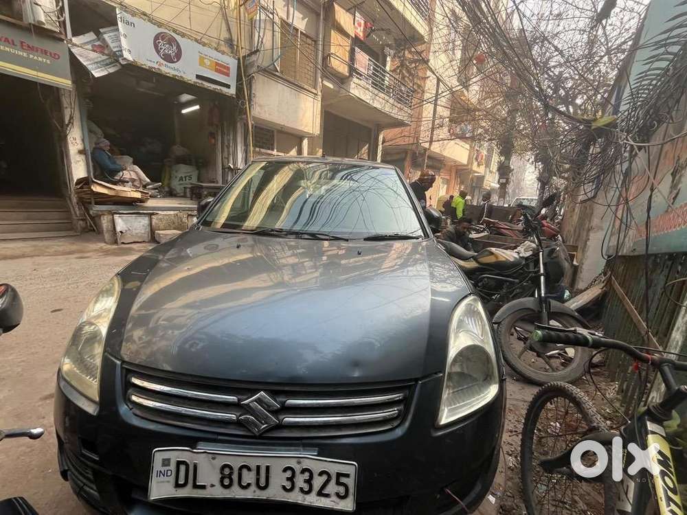 Maruti Suzuki Swift Dzire 2011 Petrol Well Maintained
