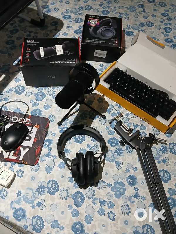 All in one complete set for podcast +  gaming