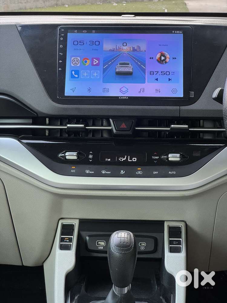 Kia Carens 1.4 Prestige Plus Turbo 7 Str, 2022, Petrol