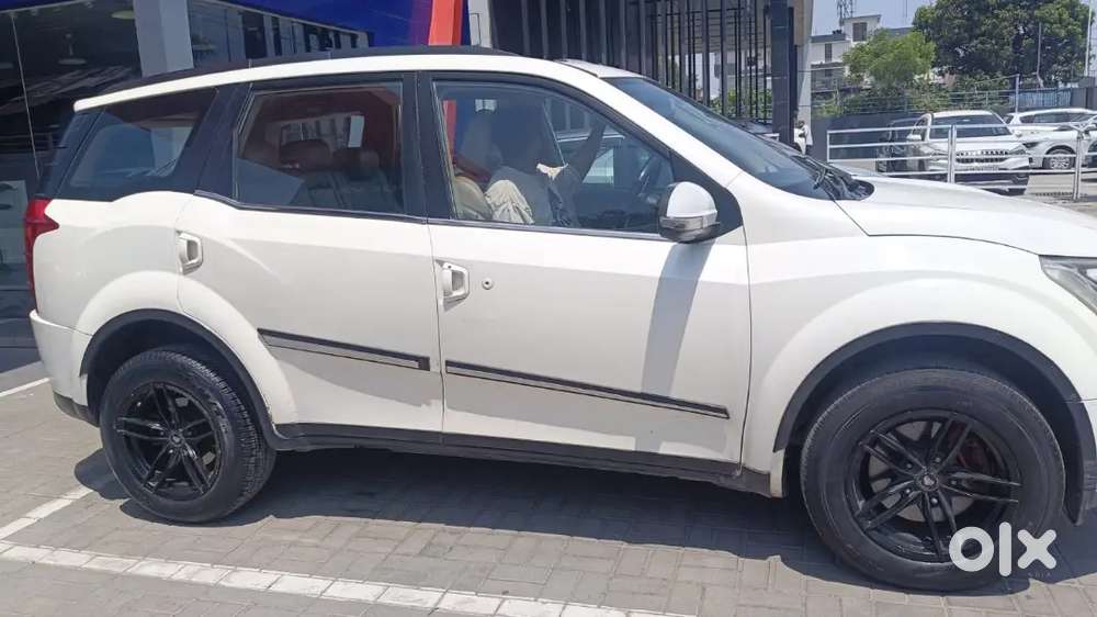 Mahindra Xuv500 2.2 2015