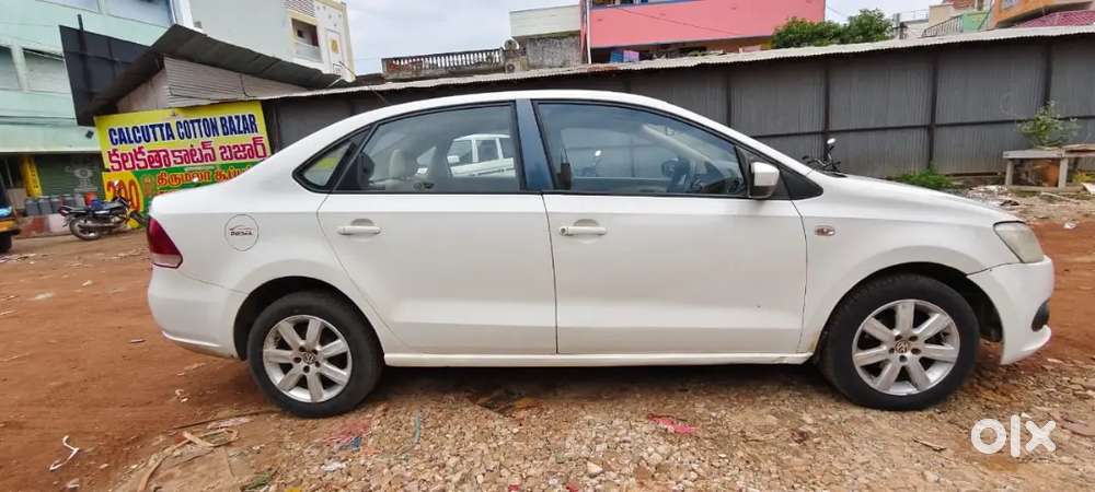 Volkswagen Vento Highline1.6diesel Mt 2011