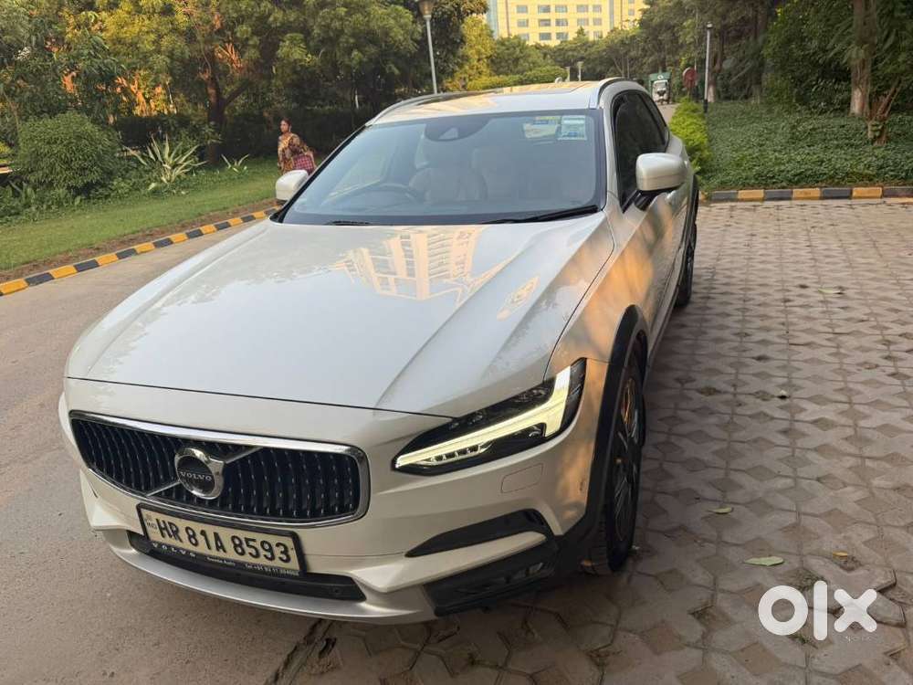 2017 Volvo V90 Cross Country D5 Inscription With Pole Star Engineered.
